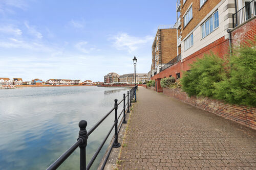 Golden Gate Way, Eastbourne