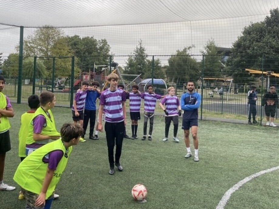 Turn Up &amp; Play Football | Heston In The Community 