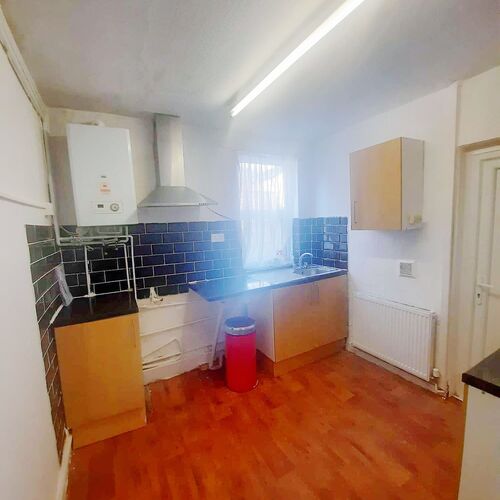 3.5 Bedroom Terraced House To Let