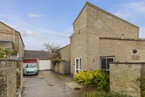 Gardner Close, Eastbourne