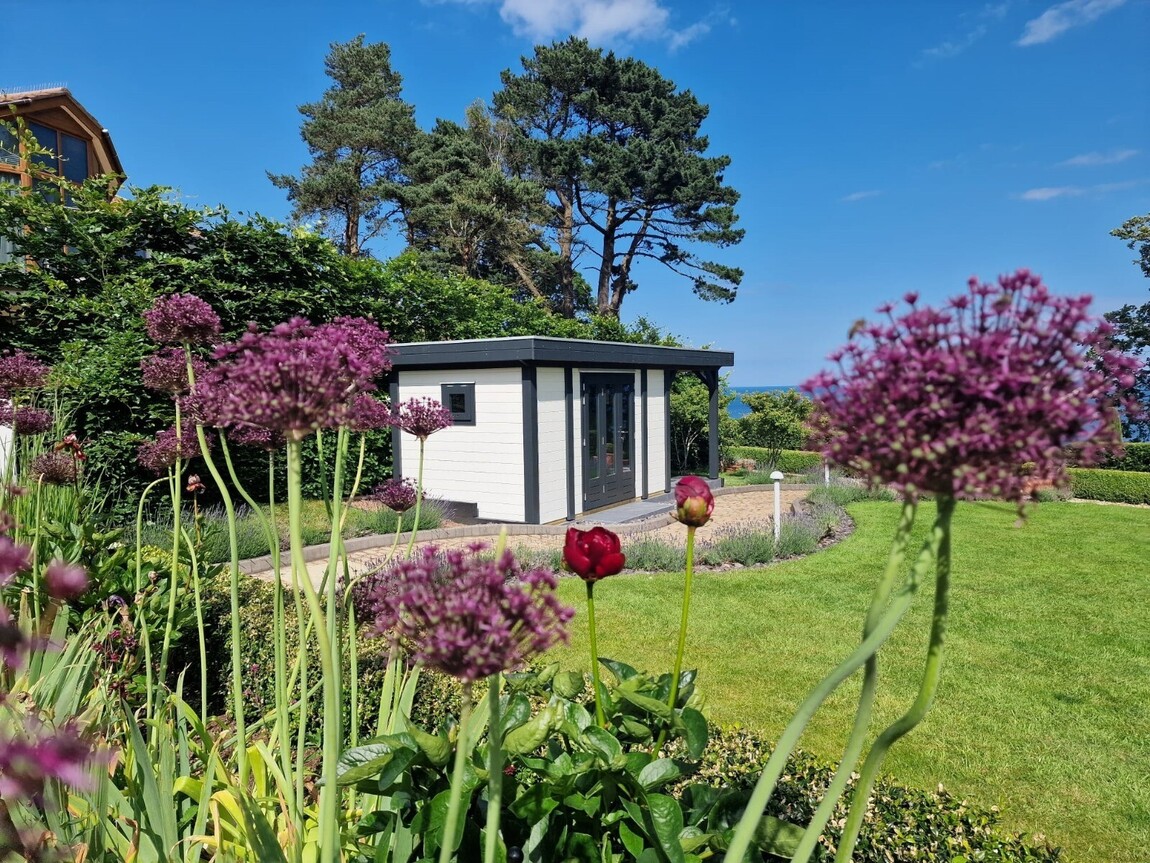 Bespoke Garden Offices, Log Cabins & Garden Buildings in Bath