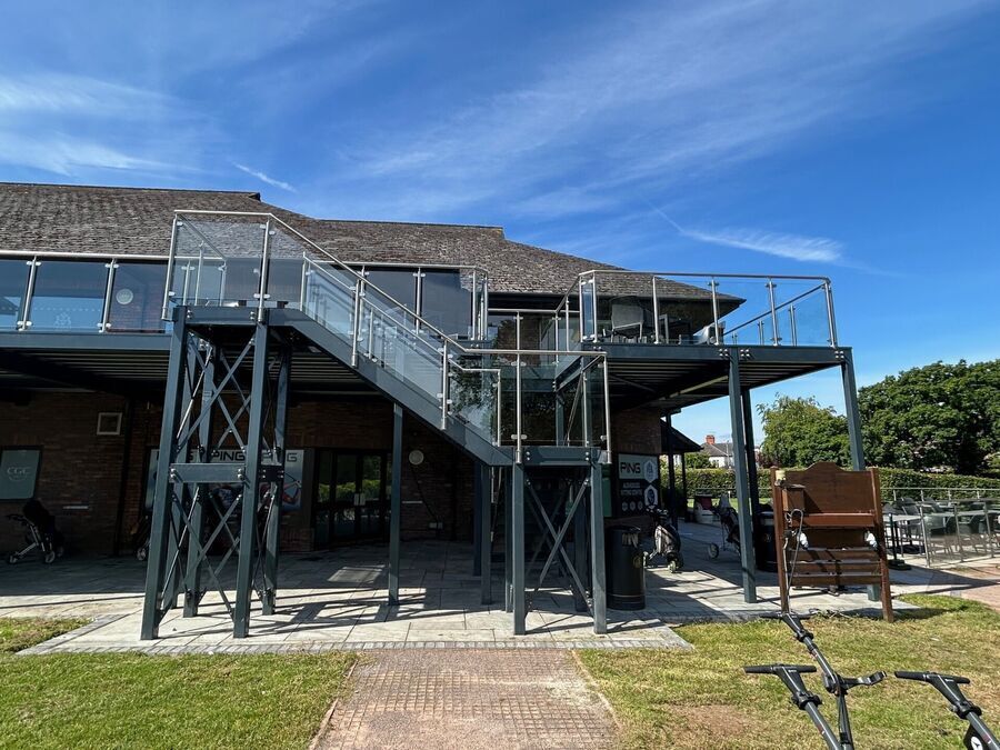 Golf Club Viewing Gallery