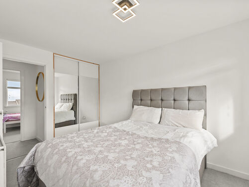 Middlerigg Avenue, Reddingmuirhead, FK2 0WG