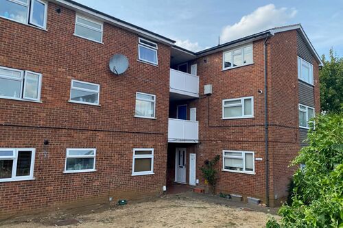 61 Woburn Close