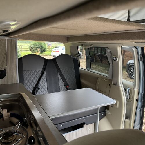 2005 Nissan Elgrand Camper Van 3.5 V6 - Blue - ProConversion - 1 UK Owner 8yrs