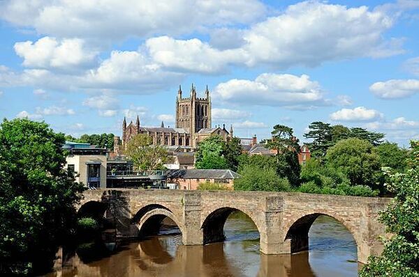 Gallery | Holidayhouseludlow.co.uk | Self Catering Accommodation in Ludlow | Rental Home in Ludlow Town Centre with Secure Private Parking | Historic Places To Stay in Ludlow Shropshire