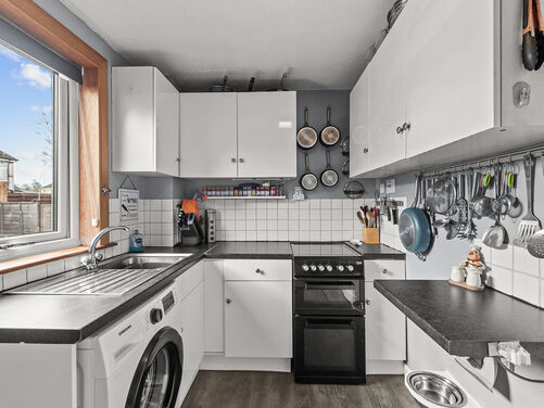 The Cleaves, Tullibody, FK10 2XD