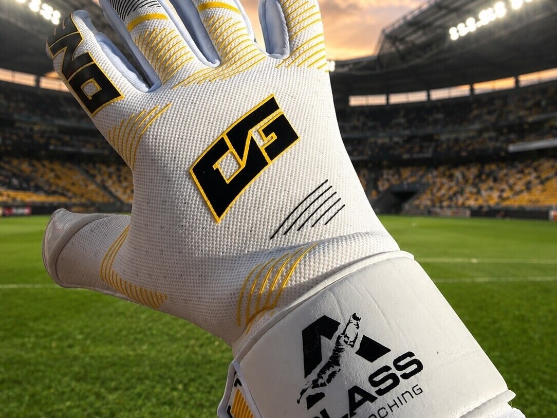 A Class GK Coaching | Goalkeeper Coaching Leicester | Goalkeeper Coaching East Midlands | Goalkeeper Coaching Near Me
