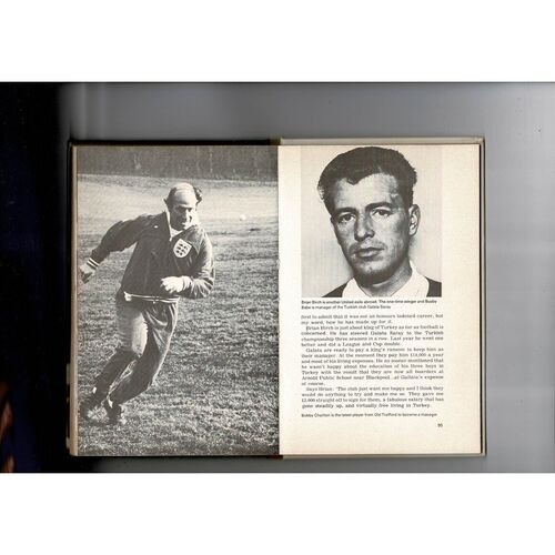 The Manchester United Football Book No. 9 by David Meek (hardback book) 1974