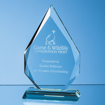 Jade Glass Facetted Diamond Peak Award (18.5cm x 19mm)