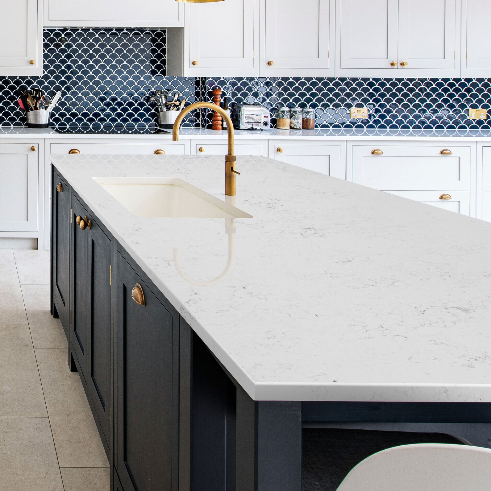 Horizon Stone Carrara Crystal 