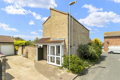 Gardner Close, Eastbourne