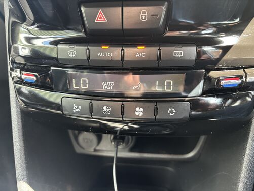 Peugeot 2008 1.2 PureTech Allure Euro 6 5dr