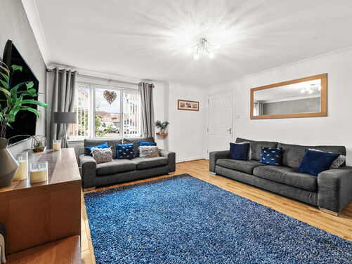 Kennedy Way, Airth, FK2 8GG