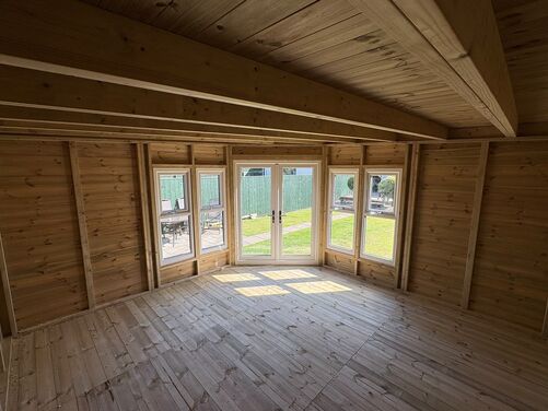 14x14 Corner Summer House