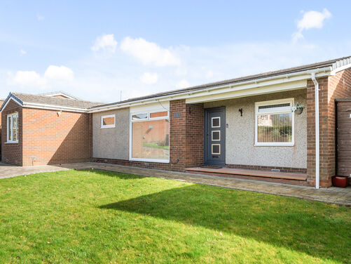 Dunvegan Avenue, Stenhousemuir, FK5 4TF