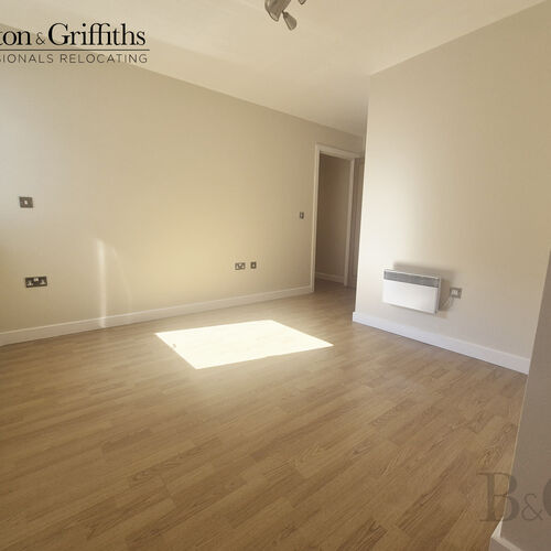 Renting in Cardiff - 2 Bedroom Apartment, Cardiff Bay- Unfurnished