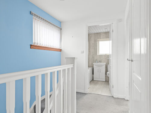 Pirleyhill Gardens, Falkirk, FK1 5NB