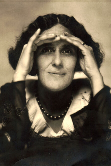 Estelle Roberts - Fifty Years a Medium