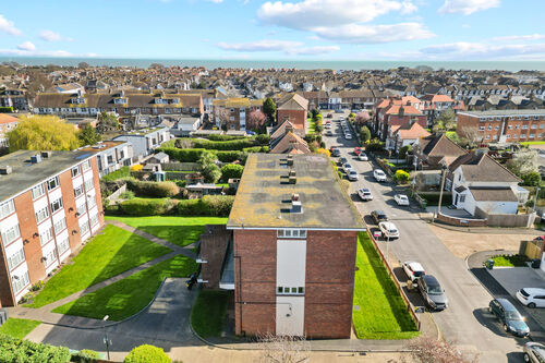 Roselands Avenue, Eastbourne