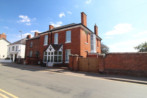 111 High Street, Ibstock, LE67 6LJ