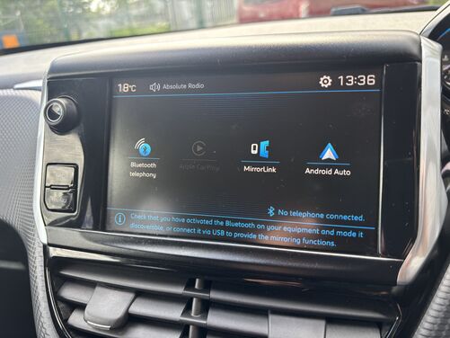 Peugeot 2008 1.2 PureTech Allure Euro 6 5dr