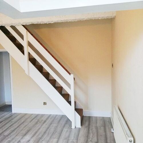 2 BEDROOM TERRACED FOR RENT