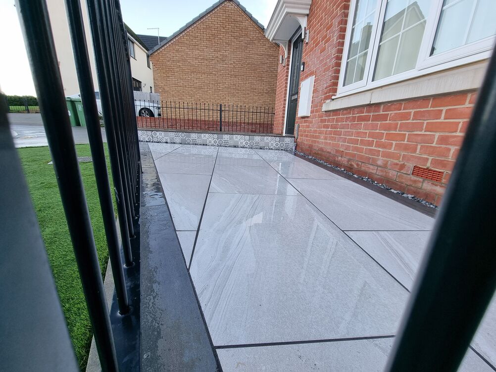 Gallery | Hd Landscaping | Landscape Gardening | Garden Maintenance Leighton Buzzard | Garden Design Bedfordshire