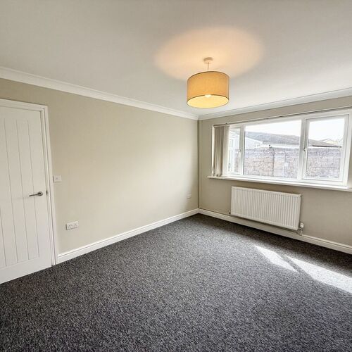 Bryn Henllan, Brynna, CF72 9SG