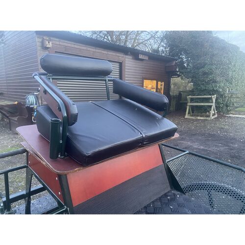 Bennington 4 Wheel Carriage