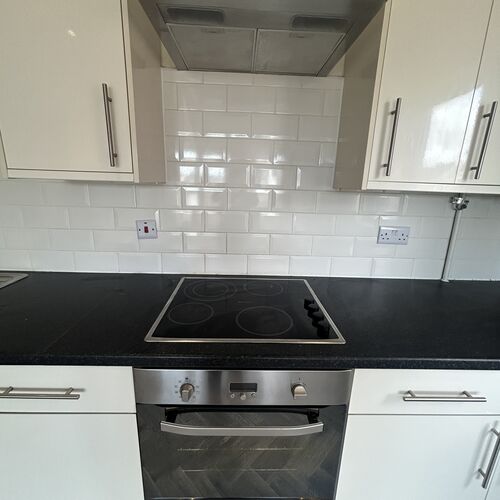 BROWNE WILLIS CLOSE, BLETCHLEY - 2 BEDROOM 2 BATHROOM
