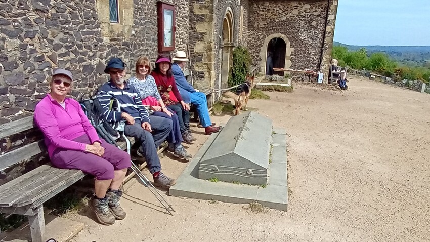 Gomshall to Shalford, Sunday 26th April | Croydon HF Rambling Club | Walking Clubs in Croydon  | Rambling Croydon | HF Rambling, Croydon