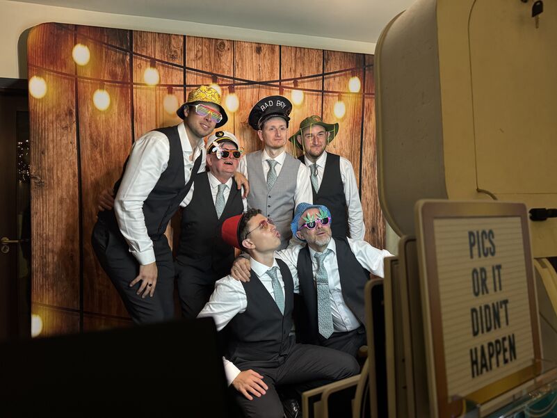 Gallery  | Pic Me! by Sweetalicious | Wedding Photo Booth Hire Hampshire | Corporate Photo Booth Hire Southampton | Luxury Photo Booth Hire Bournemouth