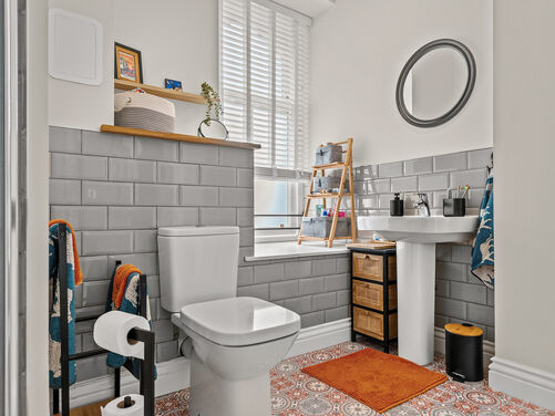Flat 3, Carrongrove House, Stein Crescent, FK6 5FP