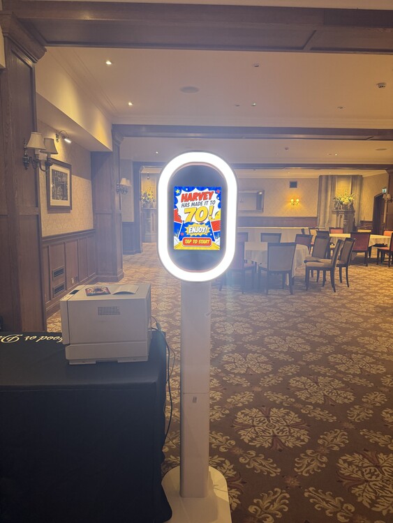 AI Caricatures at Ashdown Park | Harvey’s 70th | Pic Me