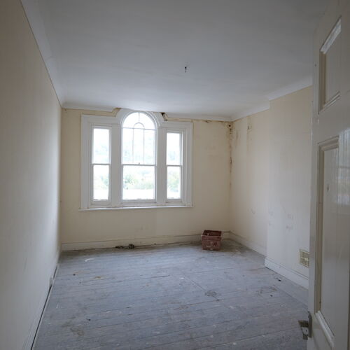 Freehold Town Centre Shop Investment