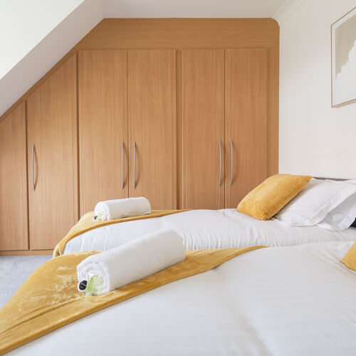 The Oaks, Watford WD19 4LR