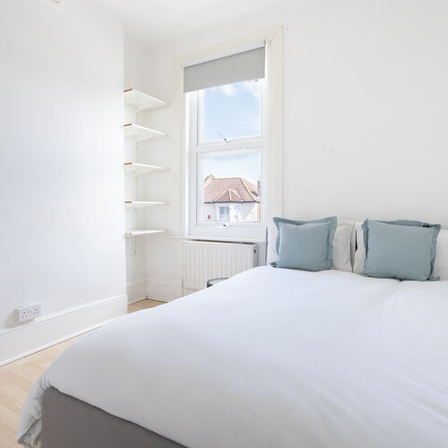 20B Hafton Road, Catford SE6 1LP