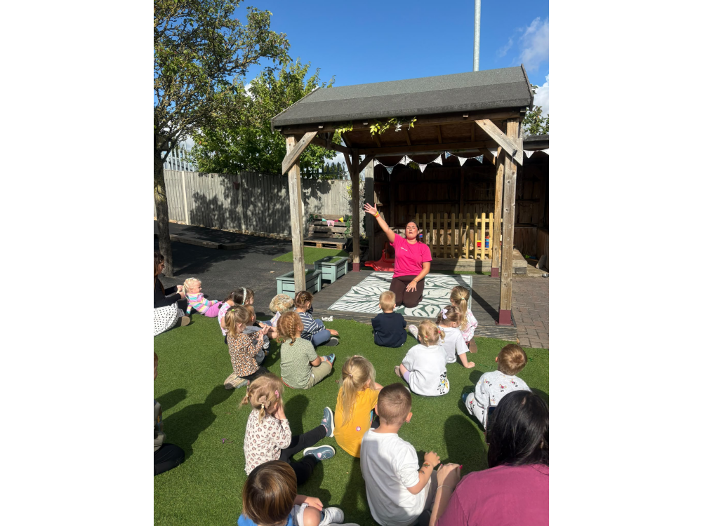 Workshops | Pulse &amp; Pop! | Children's Birthday Party Venue Hire Spalding, UK |  Musical Theatre Classes and Experiences in and around Lincolnshire, UK | Wedding and Events Singer based near Peterborough, UK