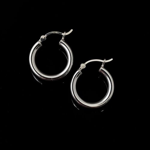 Mid size silver creoles