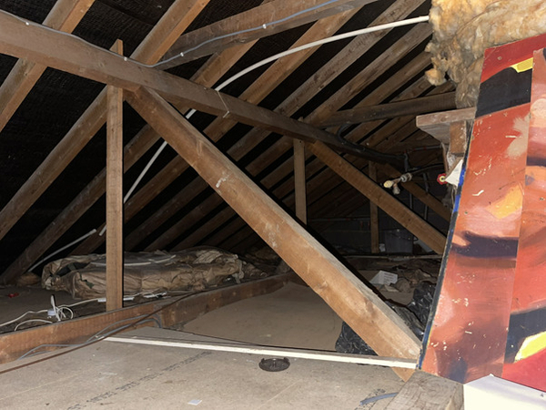 *Expert Contract Administration: Ensuring Smooth Reconstruction for Insurance works at Pinner Middlesex*