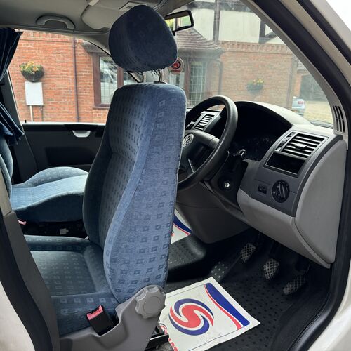 2006 VW T5 Aztec Campers High Top Camper Van 2.5TDi 130 LWB - 1 Owner 16yrs