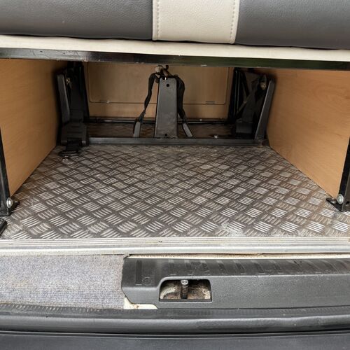 VW Transporter T5 T30 130 2.5TDi Camper Van 2 Berth