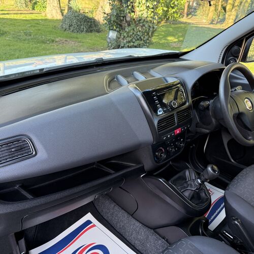 2015 (65)reg Fiat Doblo 1.6 M-Jet Camper Van - 1 Owner - 15222 miles
