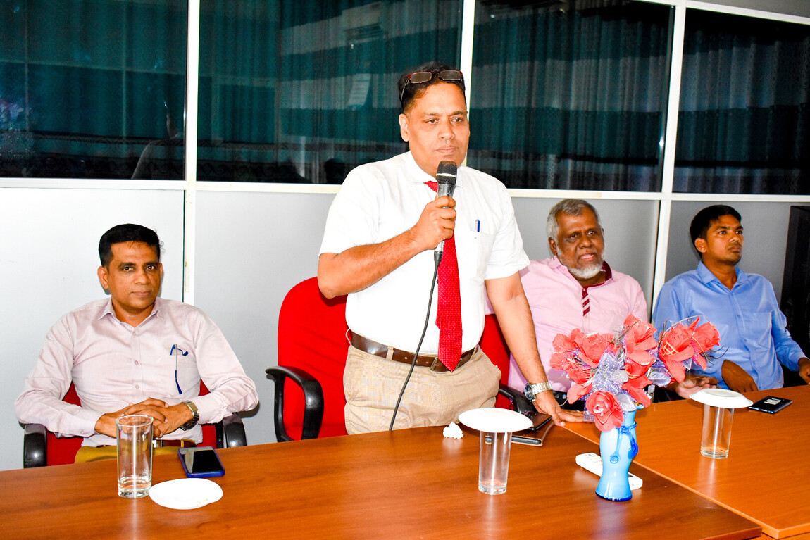 கல்முனை மாநகர சபையில் மகிழ்ச்சி விழா