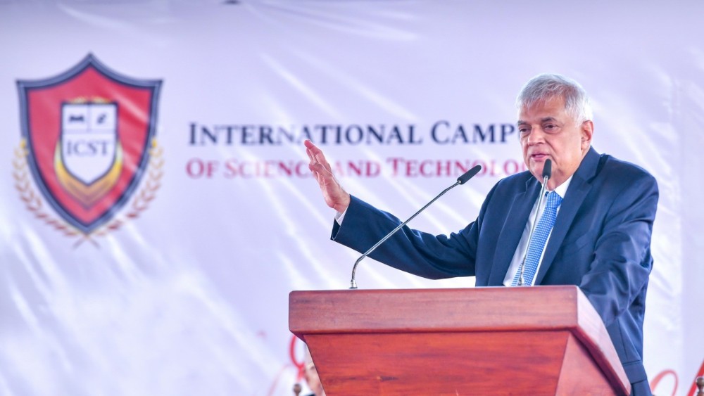 பல்கலைக்கழக முறைமையை மறுசீரமைக்க வேண்டும்