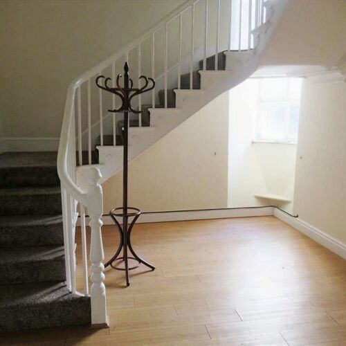 Flat 1 4 Heol Pentrerhedyn