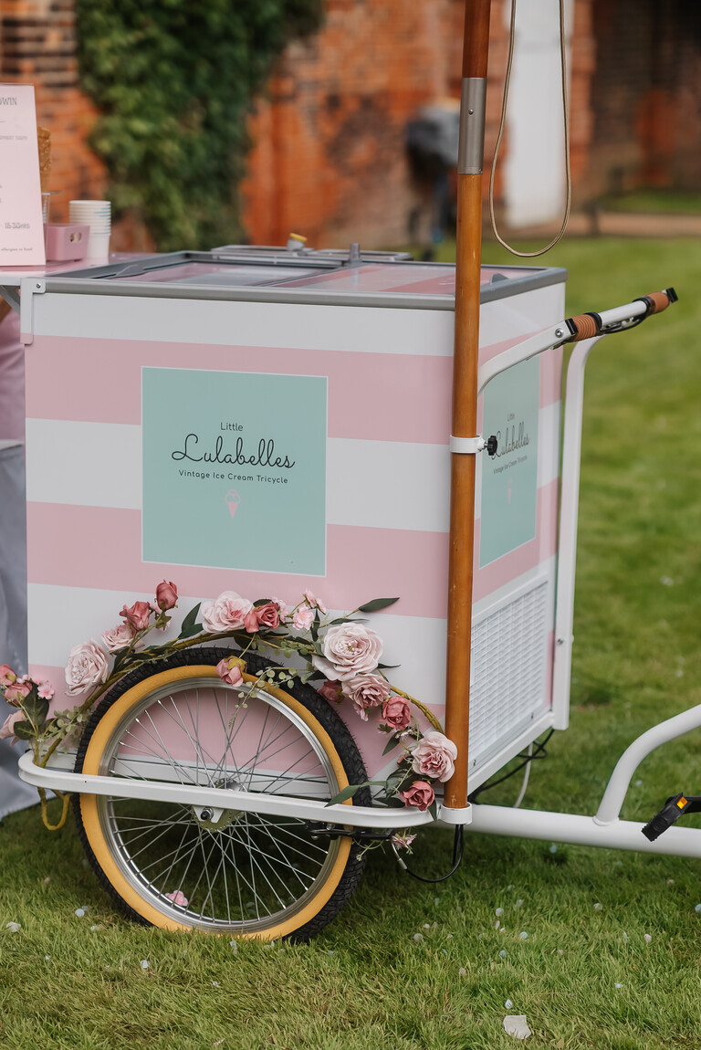 Lulabelles Vintage Ice Cream Van |  Vintage Ice Cream Van Hire   | East Midlands Ice Cream Van | Ice Cream Weddings Events Corporate
