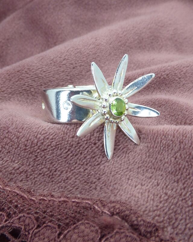 Wild flower 'Chamomile'