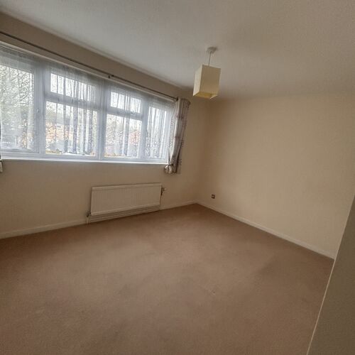 CONNIBURROW - 1 BEDROOM